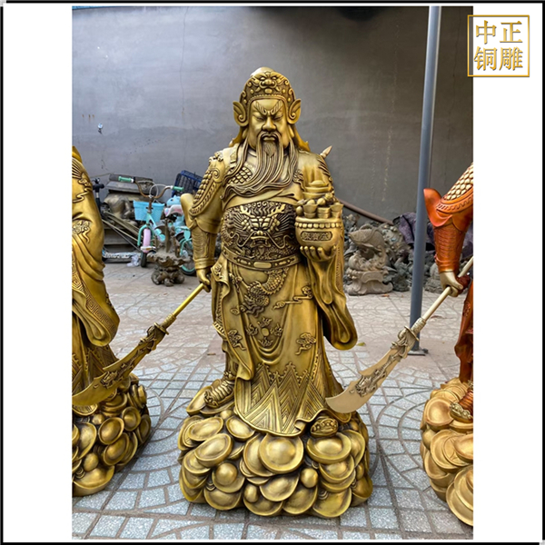 純銅貼金小型提刀關(guān)公雕塑價格.jpg 純銅貼金小型提刀關(guān)公雕塑價格.jpg